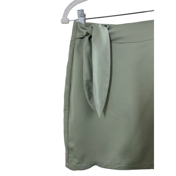 NWT Superdown Green Mini Skirt Size S Tie Waist Lined Minimalist - Picture 7 of 7